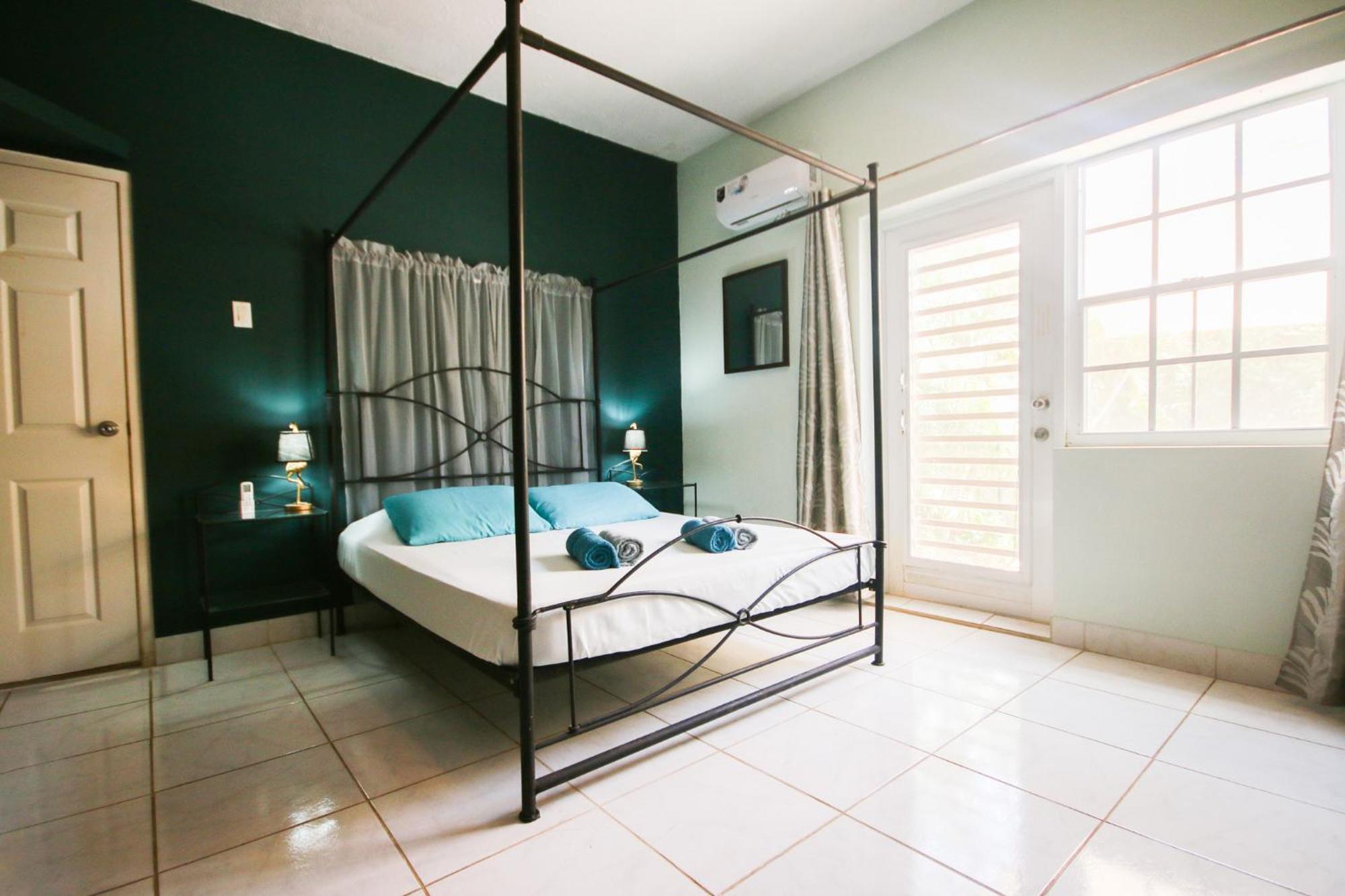 Woodstock Palmresort Curacao Willemstad Exterior photo